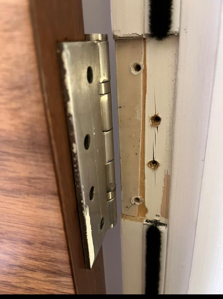 Fire Door Installation & Maintenance - door hinges. Fire door maintenance and residential properties