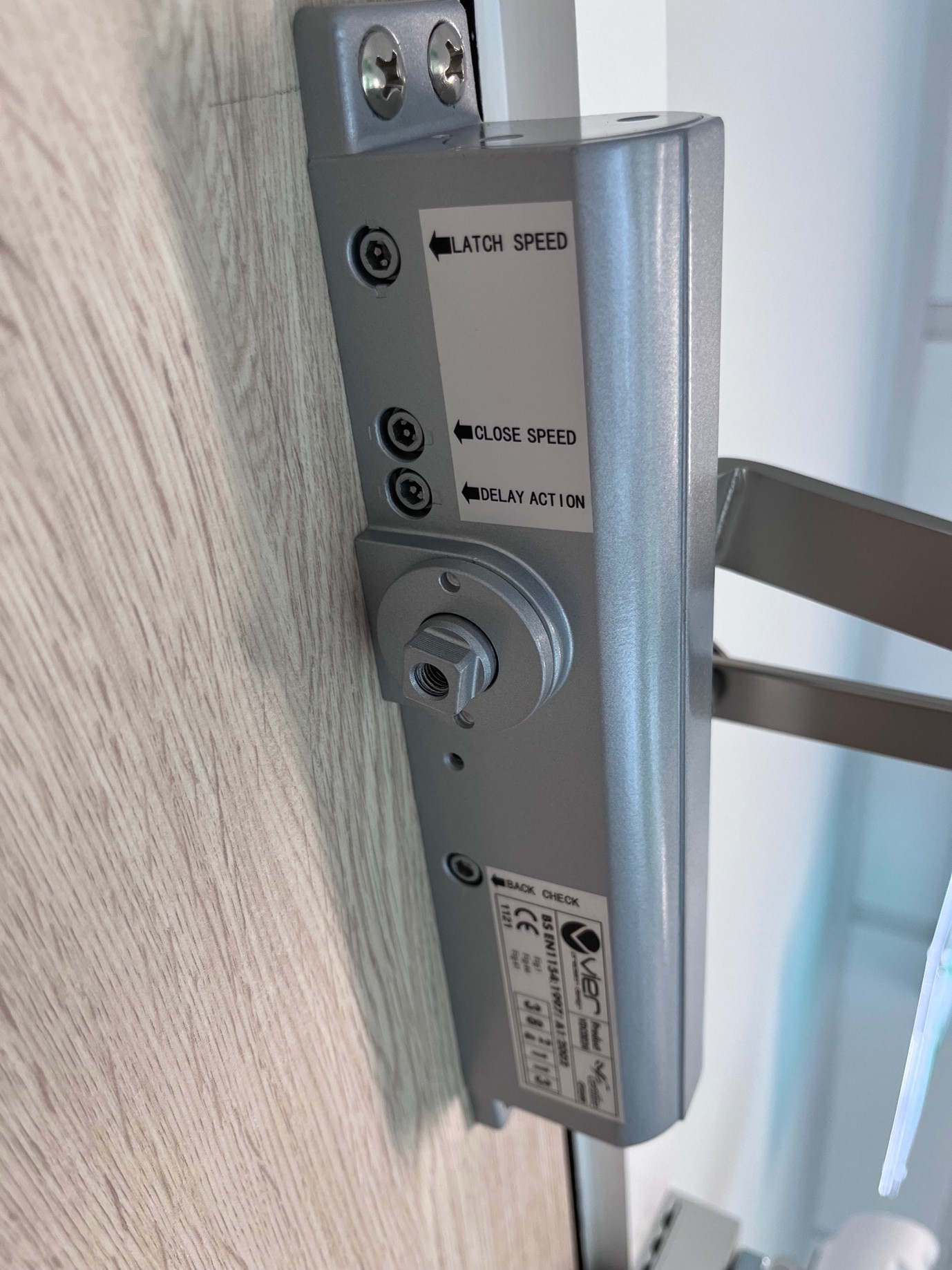 Fire Door Installation & Maintenance - door hinges